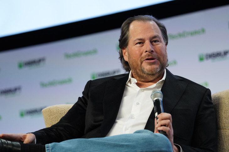 Salesforce, Apple partnership begins to come to life